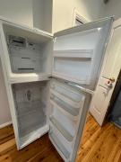 Master Room with Attached Bathroom close to Station and Shops - SH1