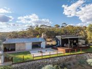 Parcoola Retreats secluded waterfront home