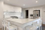 The panorama retreat- sleeps 12, aircon, brand new, great multifamily stay, beach, wineries, golf