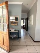 Spacious Retreat with Mountain Views