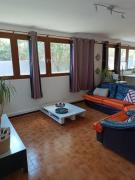 Appartement, jardin, piscine, à 15 minutes mer et Espagne