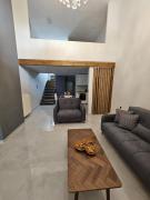 DS Central Apartment