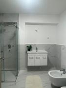 Green Stone lamela B