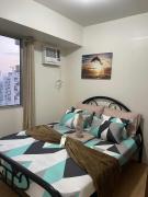 One Bedroom Unit- Avida Tower IT Park Cebu - Villahermia Staycation
