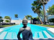 Maison avec Piscine privée chauffée 9X4m Clim TV grand ecran location saisonnière de vacances été proche plage et centre ville sud montpellier