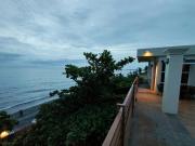 Beachfront Bed & Breakfast