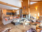 Appartement lumineux et spacieux à Val-dIsère avec cheminée et prestations de luxe - FR-1-694-82