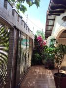 Pequena suite casal cama padrão