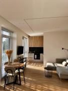 Top of River Bastionai, Self Check-in