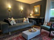 Ruhig trotz Stadtzentrum mit Parkplatz auf Privatgrundstück