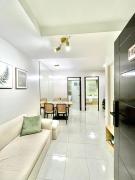 Cozy 2BR for 6pax Families & Groups, Wi-Fi, Budget Stay near IT Park Cebu- Unit Vinn by GERRA