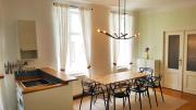 Big Viennese City Apartment with Piano and AC