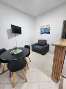 Dpto zona Güemes 2 amb con balcón