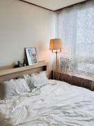 i강남 신사 역에서 3분 가로수길 조용한 안심귀가 #Gangnam Sinsa #Garosugil Front #Premium Stay #City View