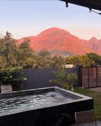 Modern Retreat at Hout Bay Beach