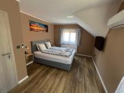 Guest House Lidia with Terrace & Free Parking