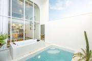 Cozy New 1BR Villa with Pool & Projector in Pandawa