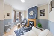 Cosy Modern Two Bed Terrace