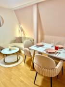 Pink Sissi Hideaway mit Seeblick