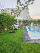 Spacious Private Villa Private Pool, Garden, Ideal for Long Stay in Alamein