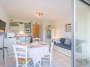 Carnac: Appartement 2P avec Terrasse, Parking, 3 Pers, proche Plages - FR-1-477-267