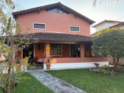 Casa linda proximo ao centro com piscina