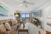512 - Oceanfront top floor corner 2 bedroom