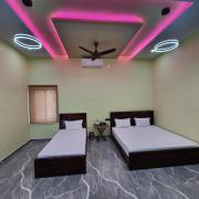 Kanha Hotel and Restaurant