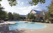 Boulevard Stays Tranquil 1BR King Suite Pool Parking & Gym 01