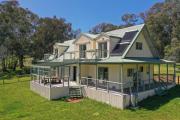 Top Bonnie Doon
