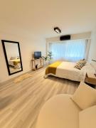 Modern Studio Apartment 1 block from the Obelisk