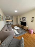 Dora apartment with terrace and parking