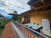 Attico tra Lago e Valli