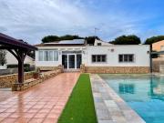 Villa in Roquetas near Beach & Pool