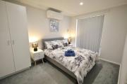 26 Simple Family Home Mirrabooka Sleeps 5