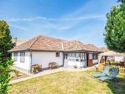 Holiday Home Sunny by Interhome