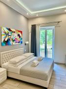 ROYAL GARDENS ROYAL GARDENS