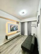 Nyli Minimalist Suite