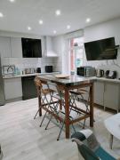 Apartment 300m from the beach