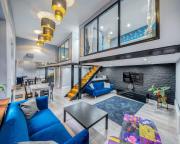 Azure Oasis in the Heart of the City