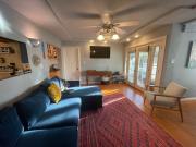 Cozy Beach Bungalow- Happynest