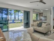 Welcome to Bay Views on Esplanade