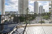 Chevron Renaissance Surfers Paradise Sleeps 10 4th Floor - Optimise BNB
