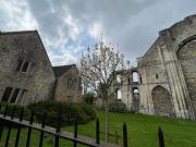 Cosy Cottage Overlooking Malmesbury Abbey