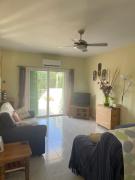 Pelagos Hill Apartment