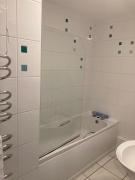 45 st Nicholas Court