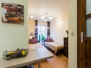 Vanilla 2, 3bdr 2bth apartment 5min to Main Square