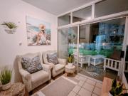 Ocean Lighthouse - 2 Adults & 3 Kids - Umdloti