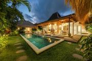 Renovated Villa Aksara Oberoi, 700m to Beach