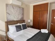 Spacious 4BR Home Walk to Wollongong Uni